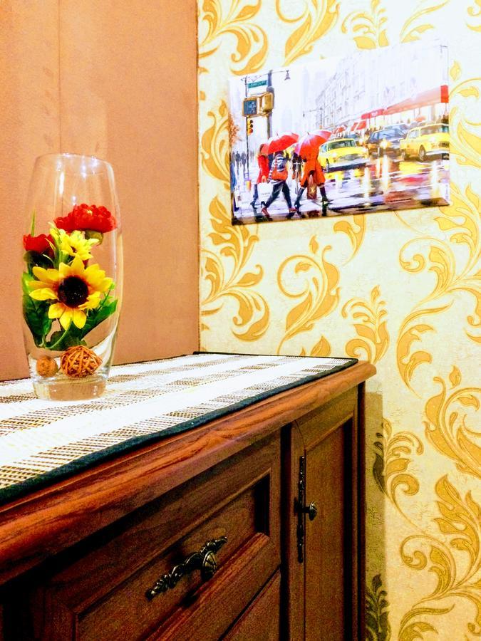 Apartment Ushakova 16 دنيبروبيتروفسك المظهر الخارجي الصورة
