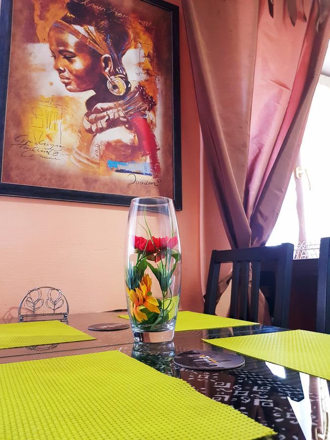 Apartment Ushakova 16 دنيبروبيتروفسك المظهر الخارجي الصورة